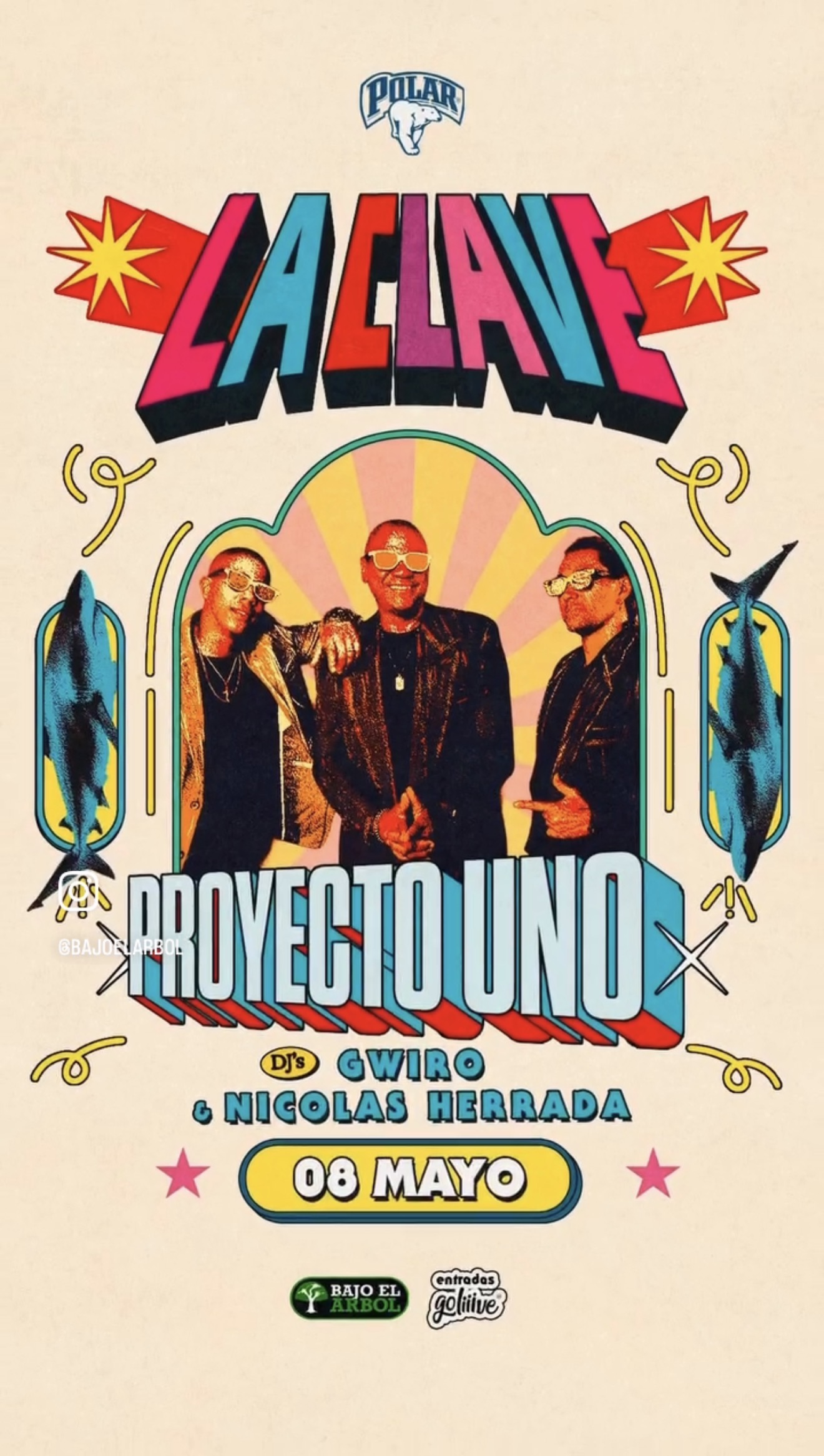 LA CLAVE, BAJO EL ARBOL